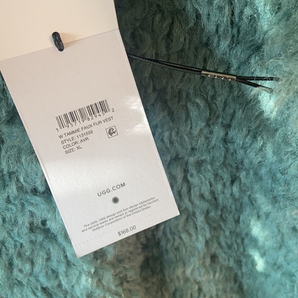 UGG TAMMIE FAUX FUR VEST GREEN Teddy Fluffy Oversized XL - Picture 8 of 8